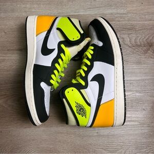 Air Jordan Retro 1 “Volt”